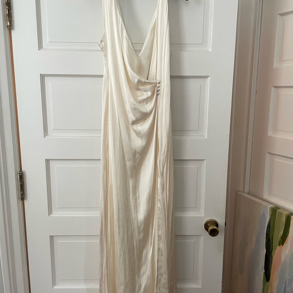 BCBG Max Azria Arden Gown Color Gardenia Size 8 NWT, Slight Alterations